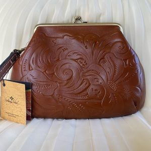 Patricia Nash tooled Savena clutch